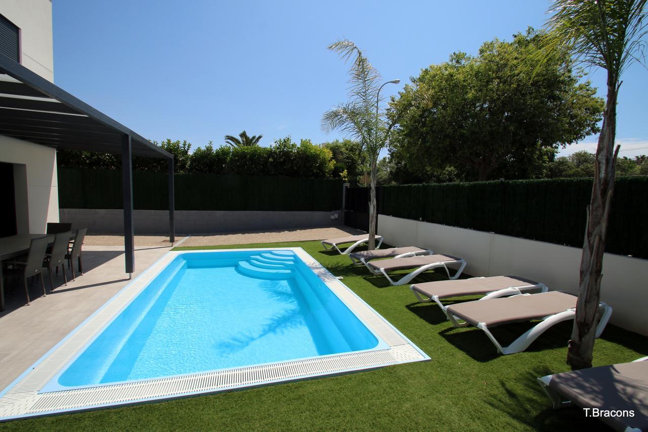 Villa Milos Cambrils Exterior photo